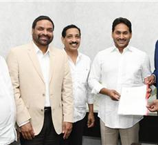 ATA Leaders Meets YSJagan.JPG